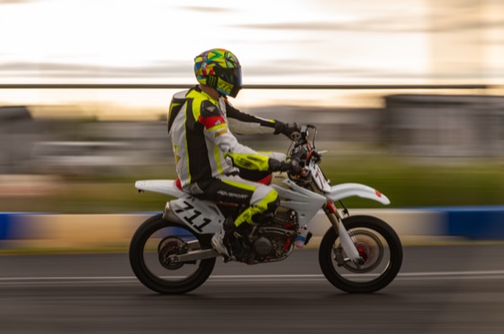 Panning shot of Garrick Fulbright on the #711 (photo 59 of 77)