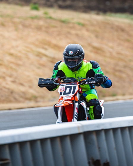 Jonathan Spiva riding the #101 Spiva Racing KTM 450 SMR at Vancouver Island Motorsport Circuit (photo 33 of 61)