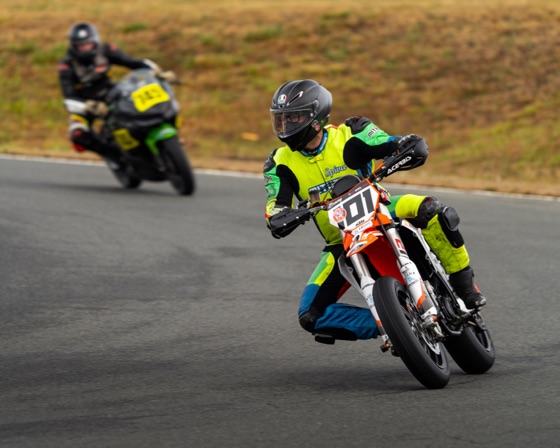 Jonathan Spiva riding the #101 Spiva Racing KTM 450 SMR at Vancouver Island Motorsport Circuit (photo 2 of 61)