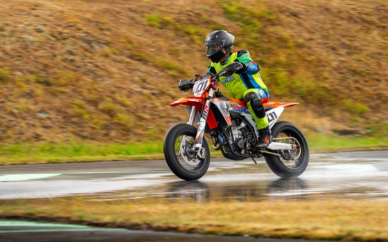 Jonathan Spiva riding the #101 Spiva Racing KTM 450 SMR at Vancouver Island Motorsport Circuit (photo 7 of 61)