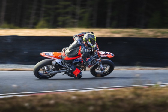 Alex Taylor riding the #101 Spiva Racing KTM 450 SMR at Vancouver Island Motorsport Circuit (photo 59 of 61)