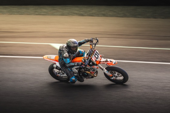 Hannah Johnson riding the #101 Spiva Racing KTM 450 SMR at Vancouver Island Motorsport Circuit (photo 60 of 61)