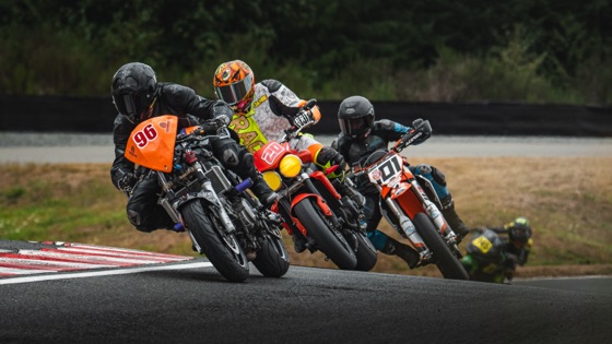 Hannah Johnson riding the #101 Spiva Racing KTM 450 SMR at Vancouver Island Motorsport Circuit (photo 20 of 61)