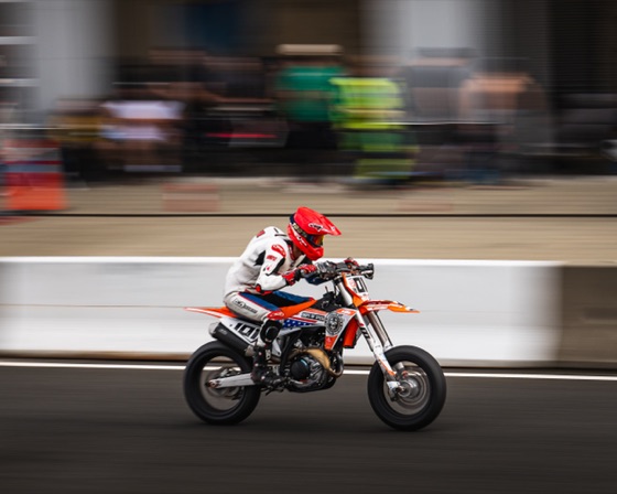 Ben Freiberger riding the #101 Spiva Racing KTM 450 SMR at Vancouver Island Motorsport Circuit (photo 52 of 61)