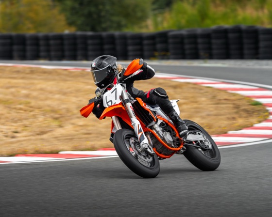 The #67 Team Encompass KTM 450 SMR at Vancouver Island Motorsport Circuit (photo 24 of 64)