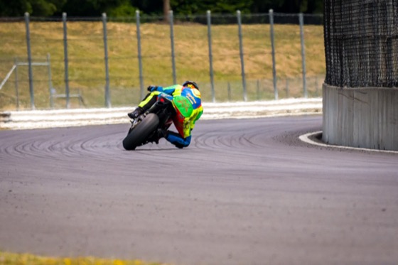 Jonathan Spiva hard over on the #916 Panigale R through a corner at Portland International Raceway
