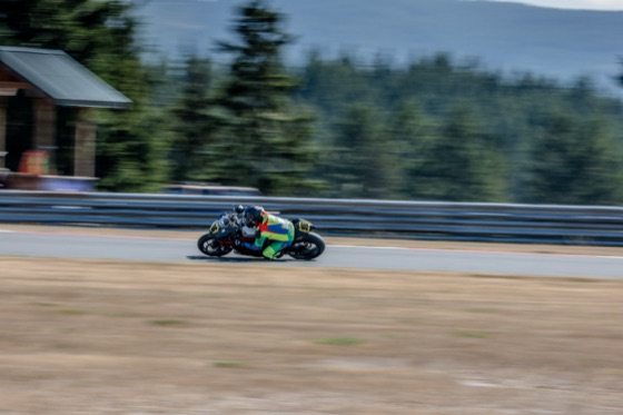 Jonathan Spiva (#916) racing the Ducati Panigale R at The Ridge Motorsports Park on Saturday (photo 25 of 69)