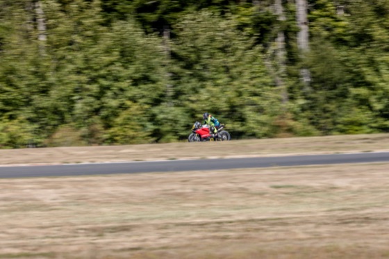 Jonathan Spiva (#916) racing the Ducati Panigale R at The Ridge Motorsports Park on Sunday (photo 50 of 69)