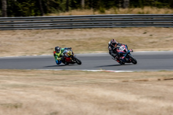 Jonathan Spiva (#916) racing the Ducati Panigale R at The Ridge Motorsports Park on Sunday (photo 55 of 69)