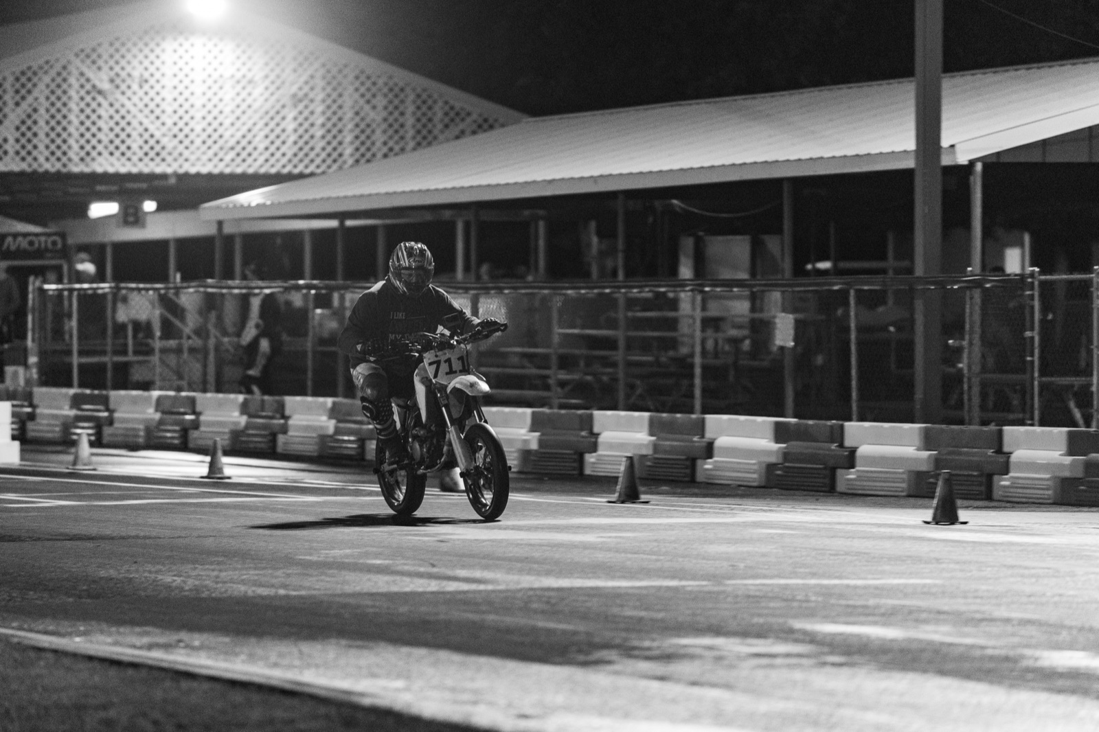 Black and white: the #711 in front of the TCKC grandstand at night (photo 73 of 77)