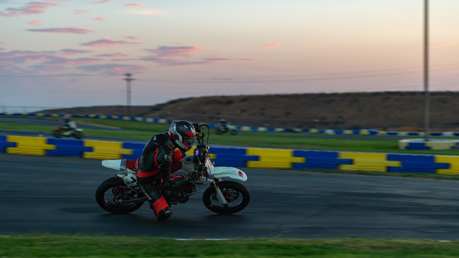 Alex Taylor on the #711 at dawn (photo 71 of 117)