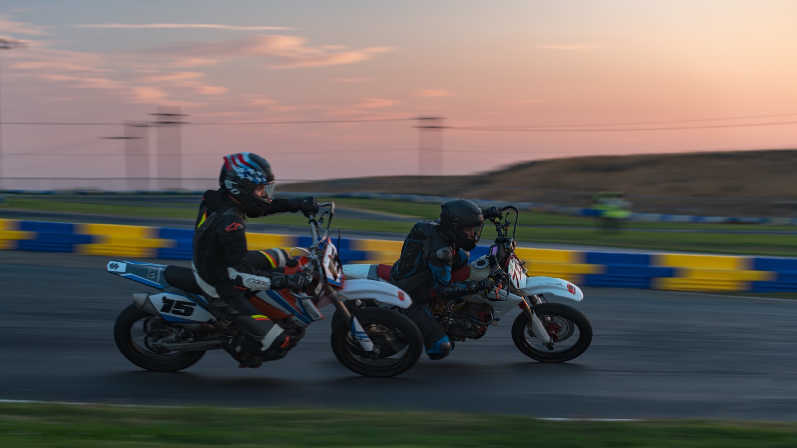 Hannah Johnson on the #711 and the #15 side by side under the pink sunrise (photo 95 of 117)