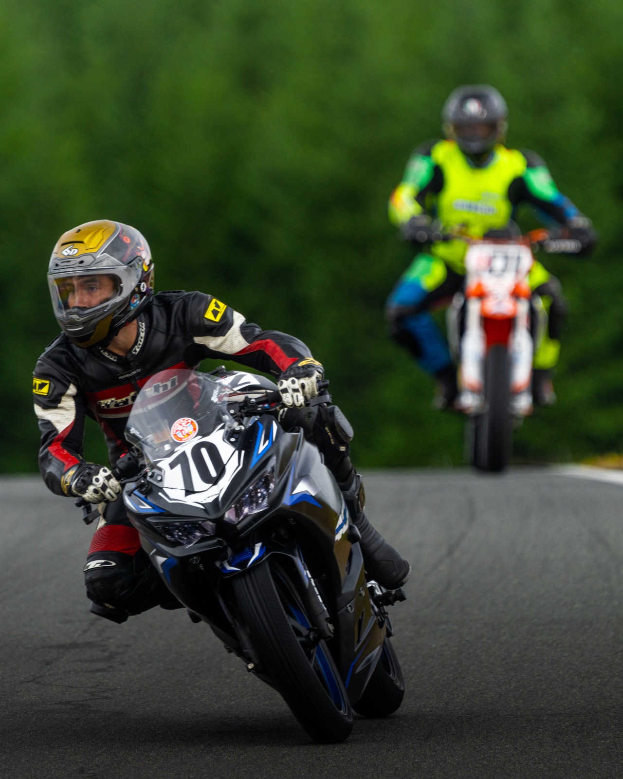 Jonathan Spiva riding the #101 Spiva Racing KTM 450 SMR at Vancouver Island Motorsport Circuit (photo 3 of 61)