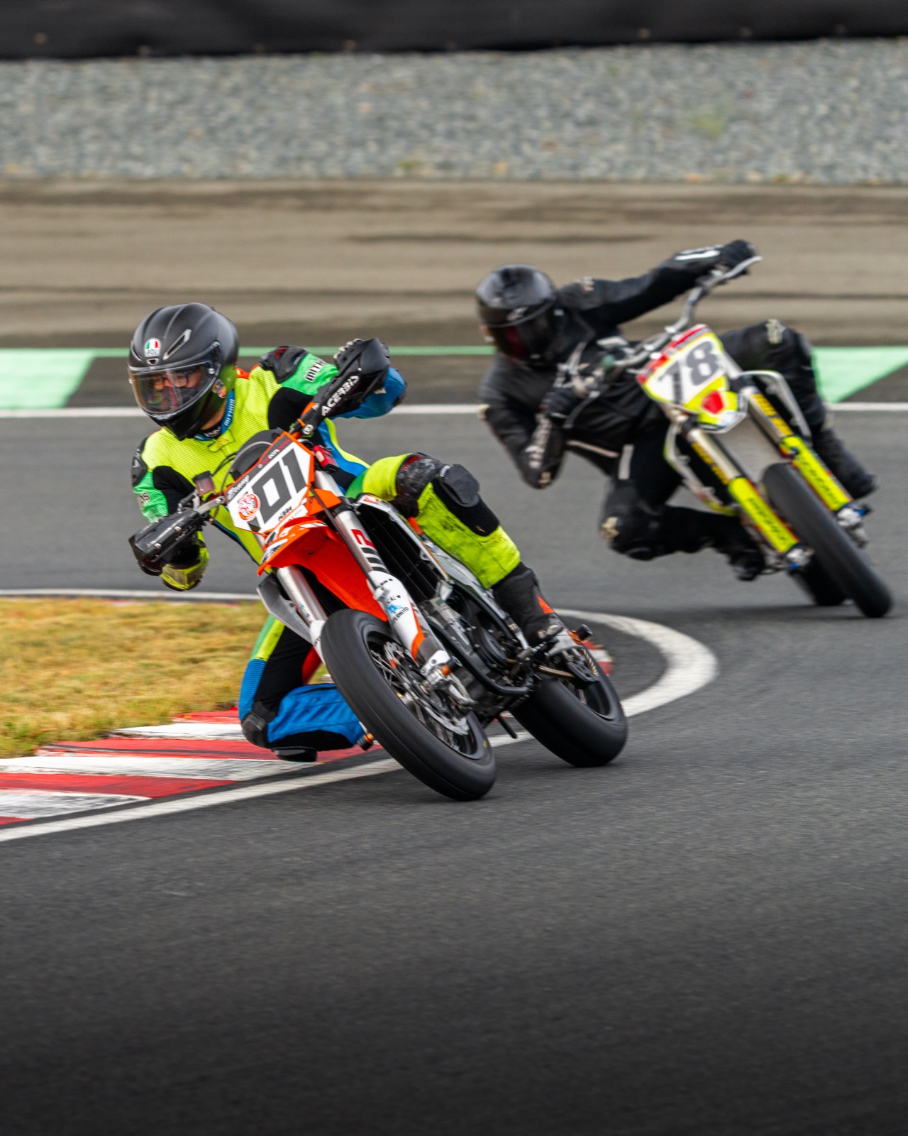 Jonathan Spiva riding the #101 Spiva Racing KTM 450 SMR at Vancouver Island Motorsport Circuit (photo 5 of 61)