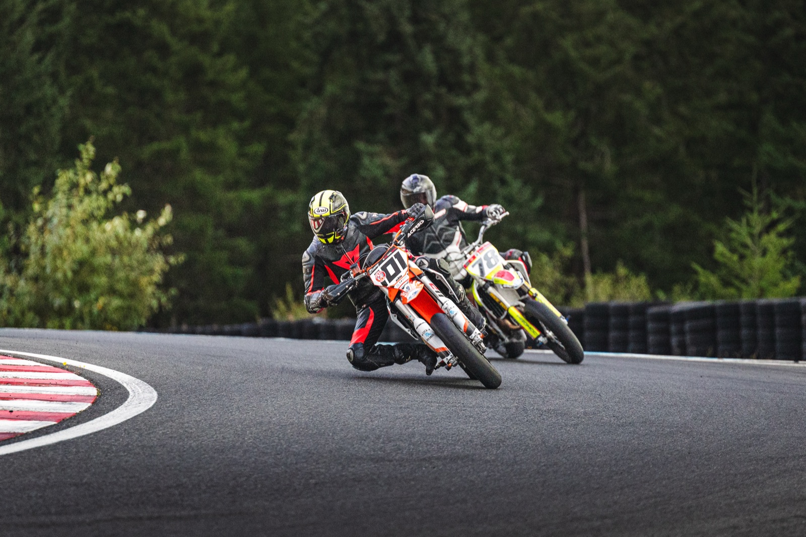 Alex Taylor riding the #101 Spiva Racing KTM 450 SMR at Vancouver Island Motorsport Circuit (photo 54 of 61)