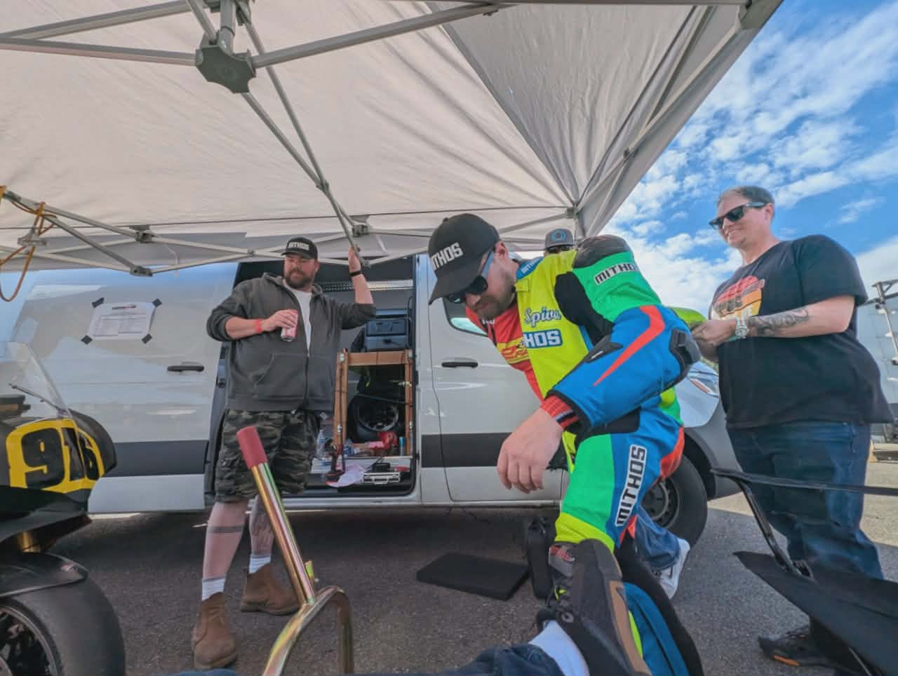 Jonathan Spiva in the paddock with crew at Round 1
