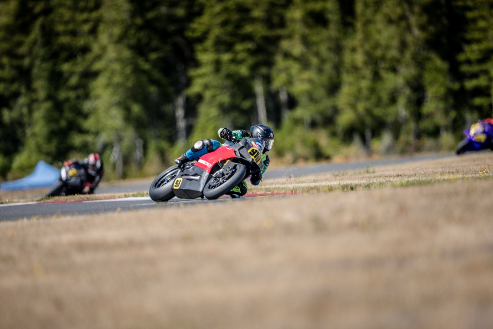 Jonathan Spiva (#916) racing the Ducati Panigale R at The Ridge Motorsports Park on Saturday (photo 10 of 69)