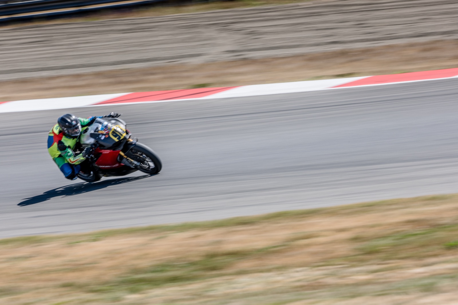 Jonathan Spiva (#916) racing the Ducati Panigale R at The Ridge Motorsports Park on Saturday (photo 13 of 69)