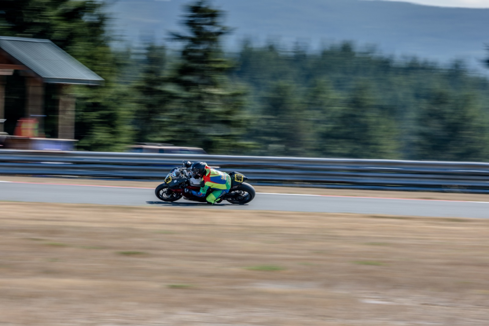 Jonathan Spiva (#916) racing the Ducati Panigale R at The Ridge Motorsports Park on Saturday (photo 25 of 69)