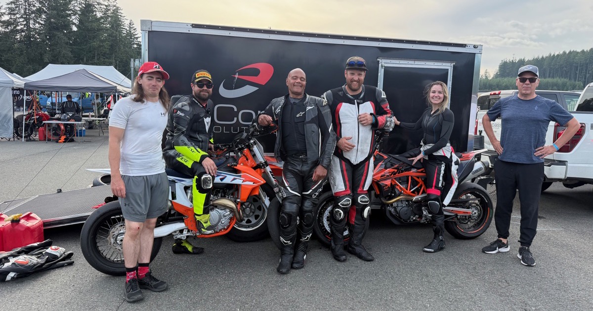 The enCompass B Team with the KTM 450 SMR at Higgy's 9-Hour Enduro